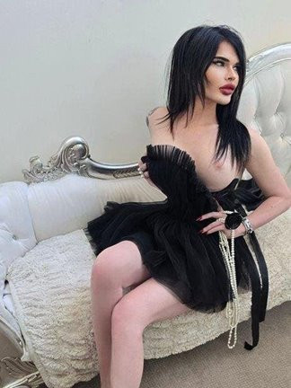 TS Kitty Noir  AMERICAN beaufy from Hollywood   top bottom party  8 inch is Female Escorts. | Perth | Australia | Australia | scarletamour.com 