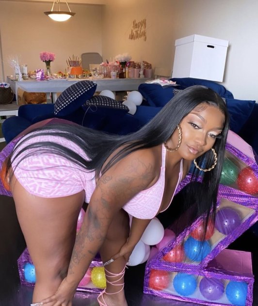  is Female Escorts. | Los Angeles | California | United States | scarletamour.com 
