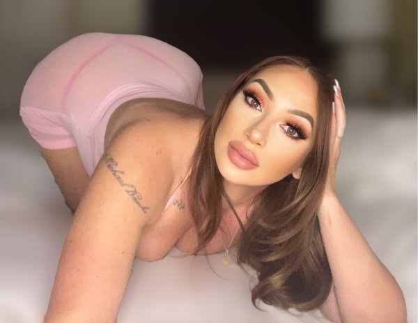  is Female Escorts. | Queens | New York | United States | scarletamour.com 