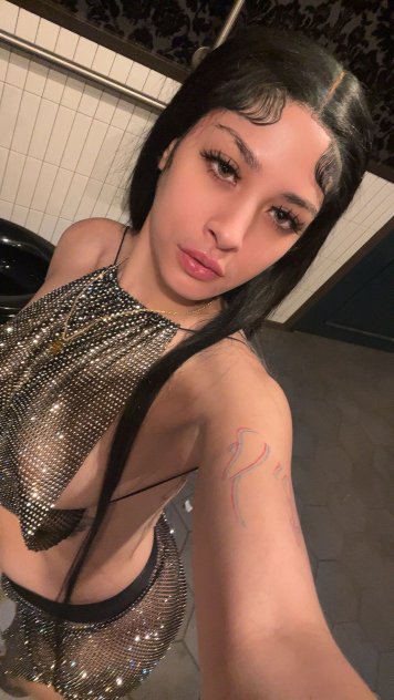  is Female Escorts. | Boston | Massachusetts | United States | scarletamour.com 