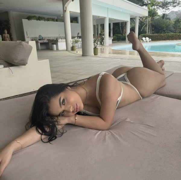  is Female Escorts. | Fort Lauderdale | Florida | United States | scarletamour.com 