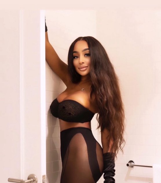  is Female Escorts. | Miami | Florida | United States | scarletamour.com 