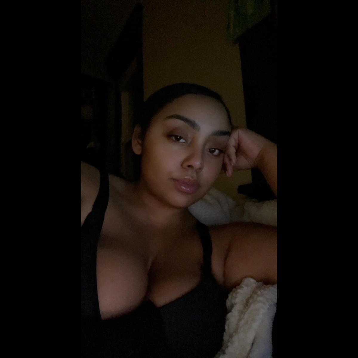  is Female Escorts. | St. Louis | Missouri | United States | scarletamour.com 