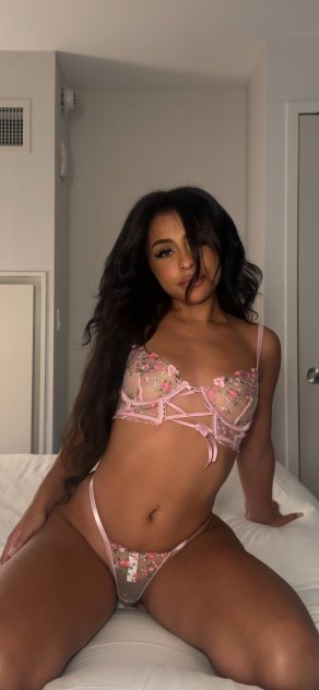  is Female Escorts. | Boston | Massachusetts | United States | scarletamour.com 