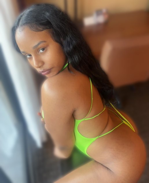  is Female Escorts. | Sacramento | California | United States | scarletamour.com 