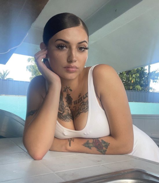  is Female Escorts. | San Mateo | California | United States | scarletamour.com 