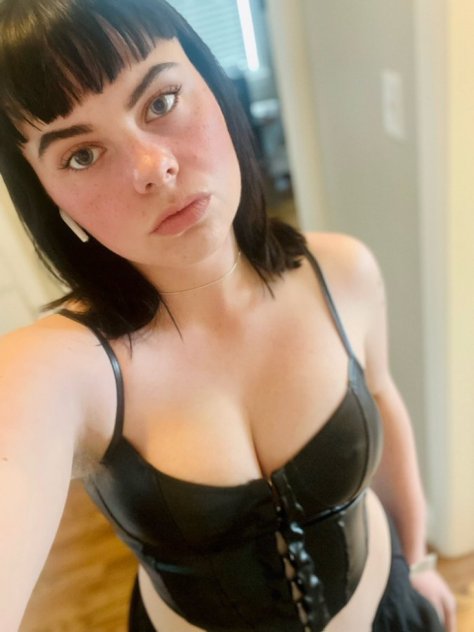  is Female Escorts. | Cleveland | Ohio | United States | scarletamour.com 