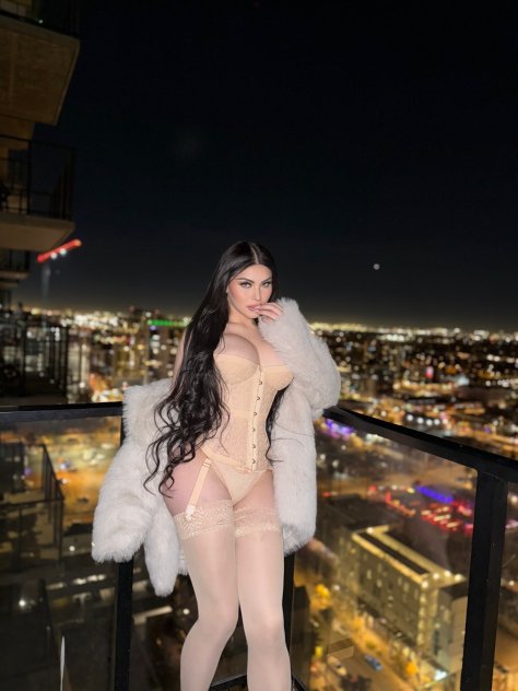  is Female Escorts. | Raleigh / Durham | North Carolina | United States | scarletamour.com 