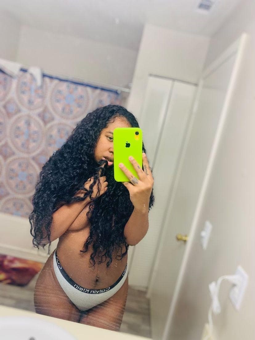  is Female Escorts. | Tampa | Florida | United States | scarletamour.com 