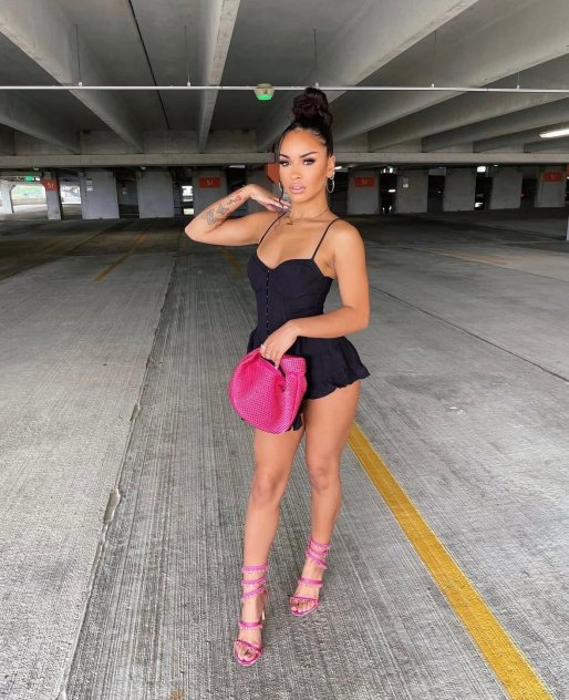  is Female Escorts. | Louisville | Kentucky | United States | scarletamour.com 
