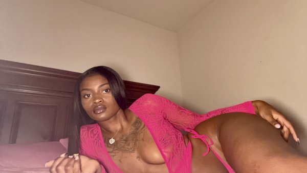  is Female Escorts. | St. Louis | Missouri | United States | scarletamour.com 