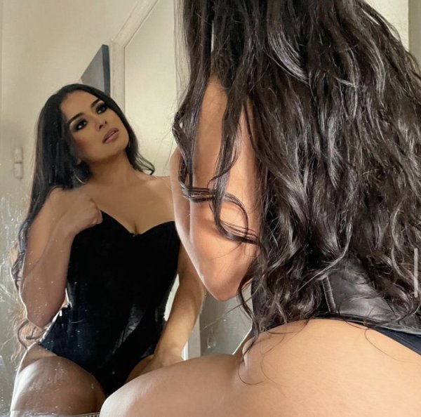  is Female Escorts. | Daytona | Florida | United States | scarletamour.com 