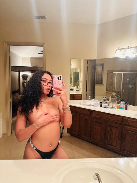  is Female Escorts. | Philadelphia | Pennsylvania | United States | scarletamour.com 
