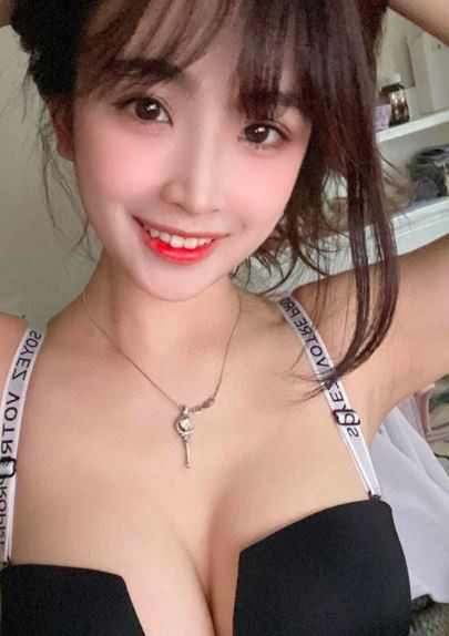 Kumi is Female Escorts. | Melbourne | Australia | Australia | scarletamour.com 