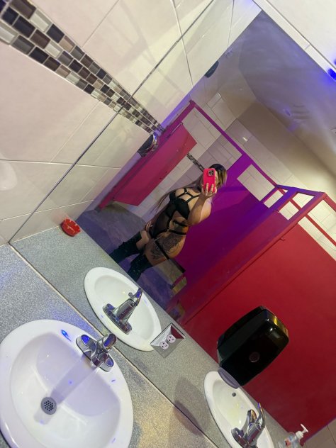  is Female Escorts. | Omaha | Nebraska | United States | scarletamour.com 