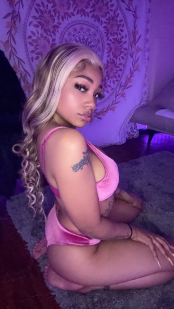  is Female Escorts. | St. Louis | Missouri | United States | scarletamour.com 