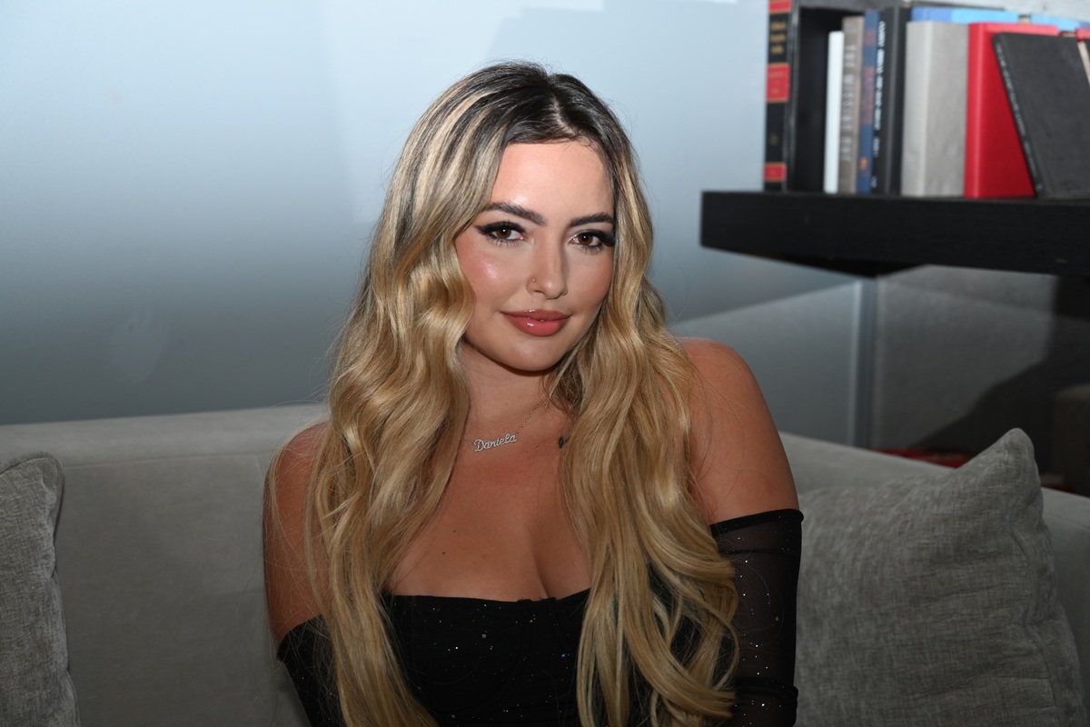  is Female Escorts. | Tampa | Florida | United States | scarletamour.com 