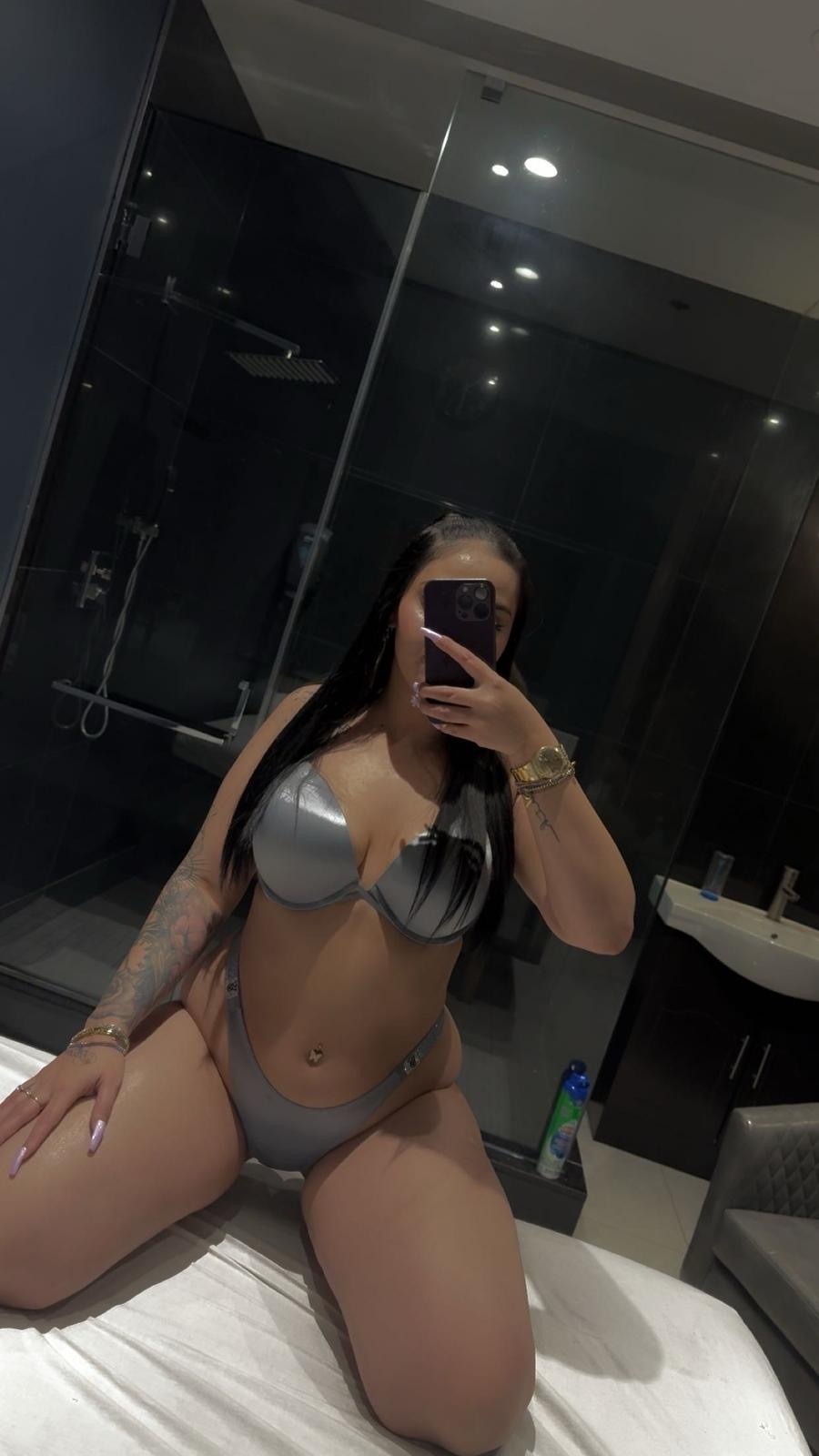  is Female Escorts. | New York / Manhattan | New York | United States | scarletamour.com 