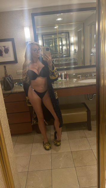  is Female Escorts. | West Palm Beach | Florida | United States | scarletamour.com 