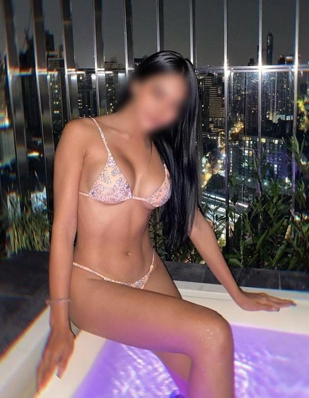 Wild Party ROXY Incall Outcall Diamond Service is Female Escorts. | Melbourne | Australia | Australia | scarletamour.com 