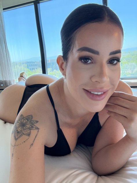  is Female Escorts. | Tampa | Florida | United States | scarletamour.com 
