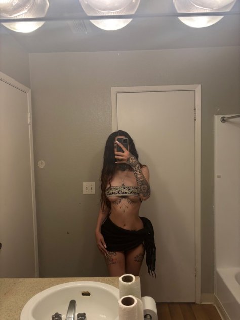 is Female Escorts. | Stockton | California | United States | scarletamour.com 