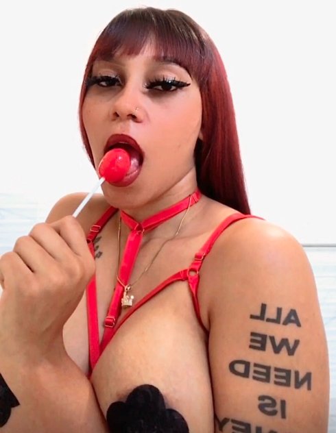  is Female Escorts. | Buffalo | New York | United States | scarletamour.com 