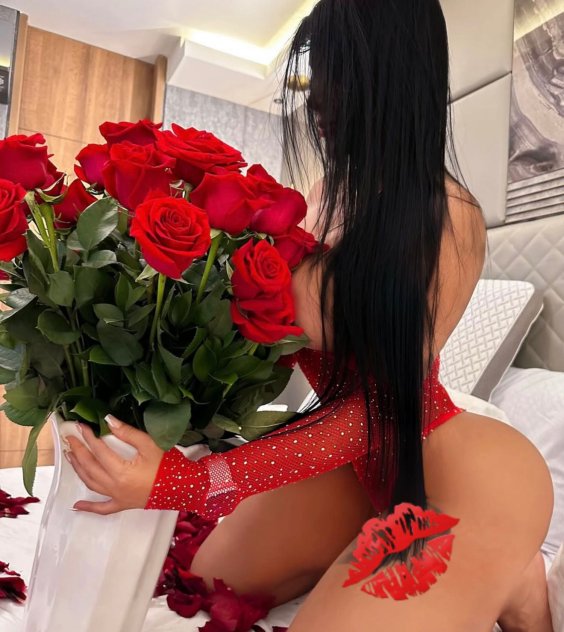  is Female Escorts. | Queens | New York | United States | scarletamour.com 