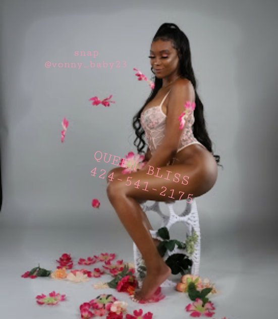  is Female Escorts. | Kansas City | Missouri | United States | scarletamour.com 