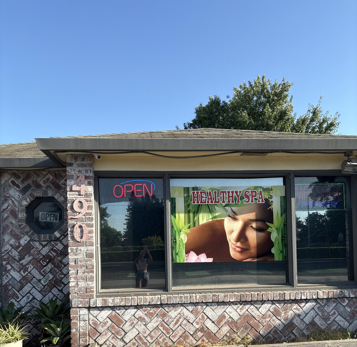  is Female Escorts. | Stockton | California | United States | scarletamour.com 