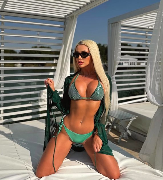  is Female Escorts. | Bend | Oregon | United States | scarletamour.com 