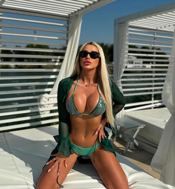  is Female Escorts. | Bend | Oregon | United States | scarletamour.com 