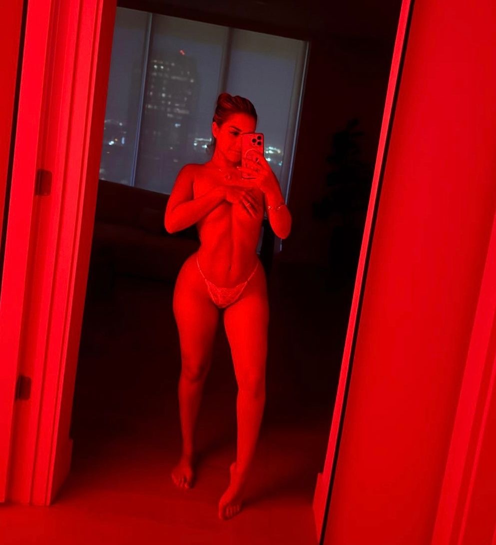  is Female Escorts. | Fort Lauderdale | Florida | United States | scarletamour.com 