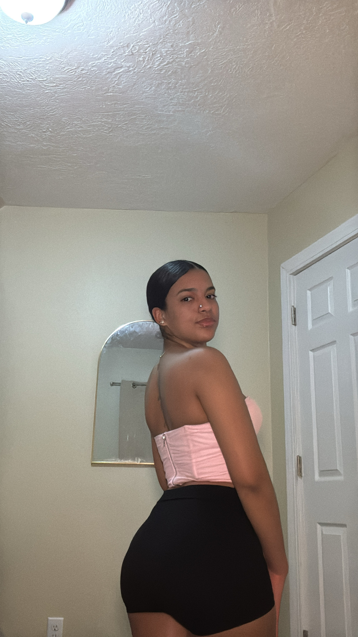  is Female Escorts. | New Jersey | New Jersey | United States | scarletamour.com 