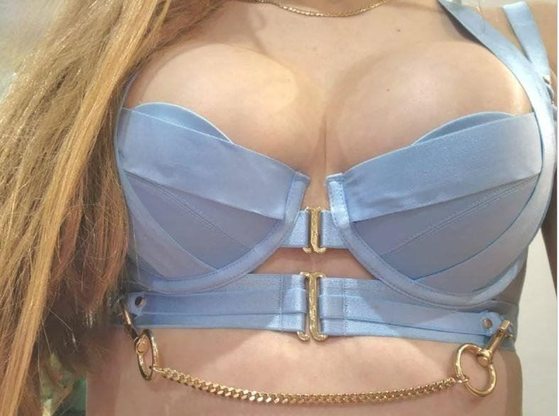 AMY is Female Escorts. | Newcastle | Australia | Australia | scarletamour.com 