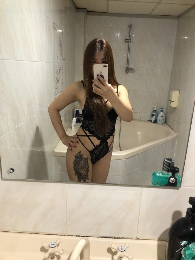 Emma is Female Escorts. | Townsville | Australia | Australia | scarletamour.com 