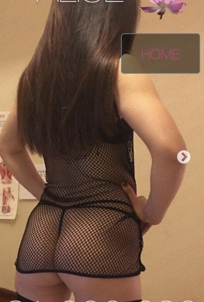 Emma is Female Escorts. | Townsville | Australia | Australia | scarletamour.com 