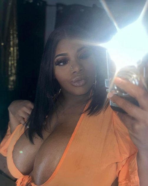  is Female Escorts. | Visalia | California | United States | scarletamour.com 