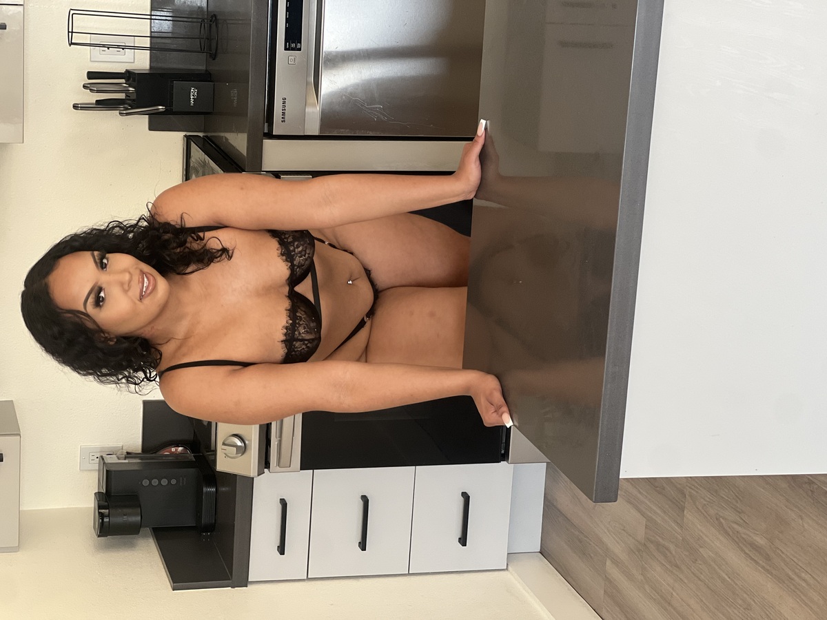  is Female Escorts. | Flagstaff Sedona | Arizona | United States | scarletamour.com 