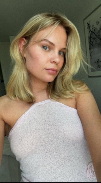  is Female Escorts. | Buffalo | New York | United States | scarletamour.com 