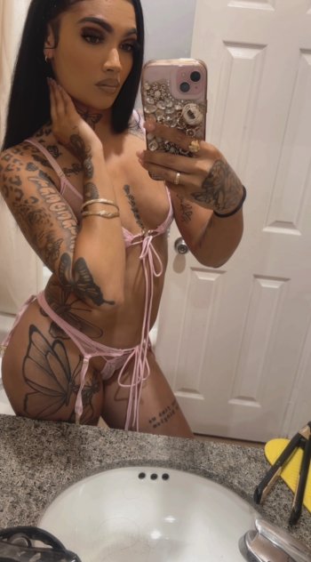  is Female Escorts. | Ventura | California | United States | scarletamour.com 