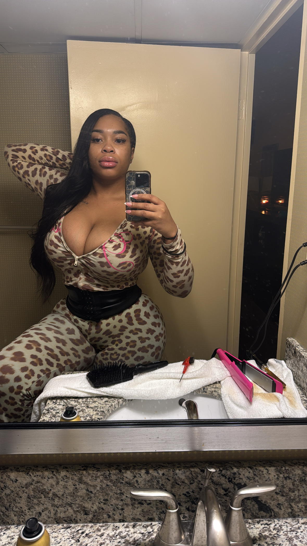  is Female Escorts. | Boston | Massachusetts | United States | scarletamour.com 
