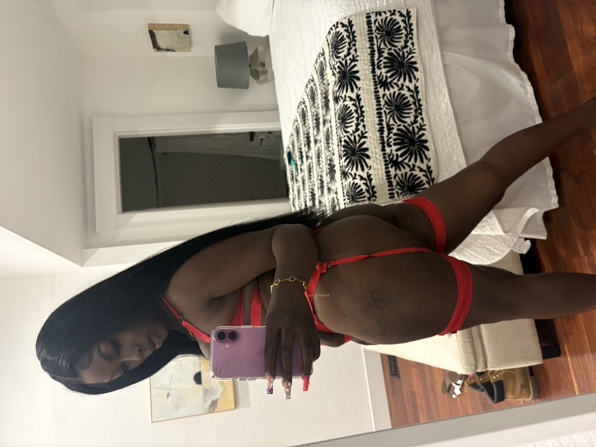  is Female Escorts. | Redding | California | United States | scarletamour.com 