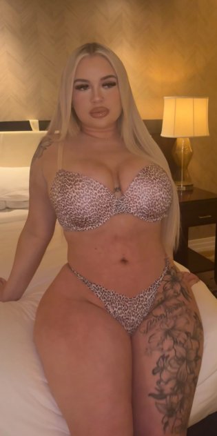  is Female Escorts. | Kansas City | Missouri | United States | scarletamour.com 