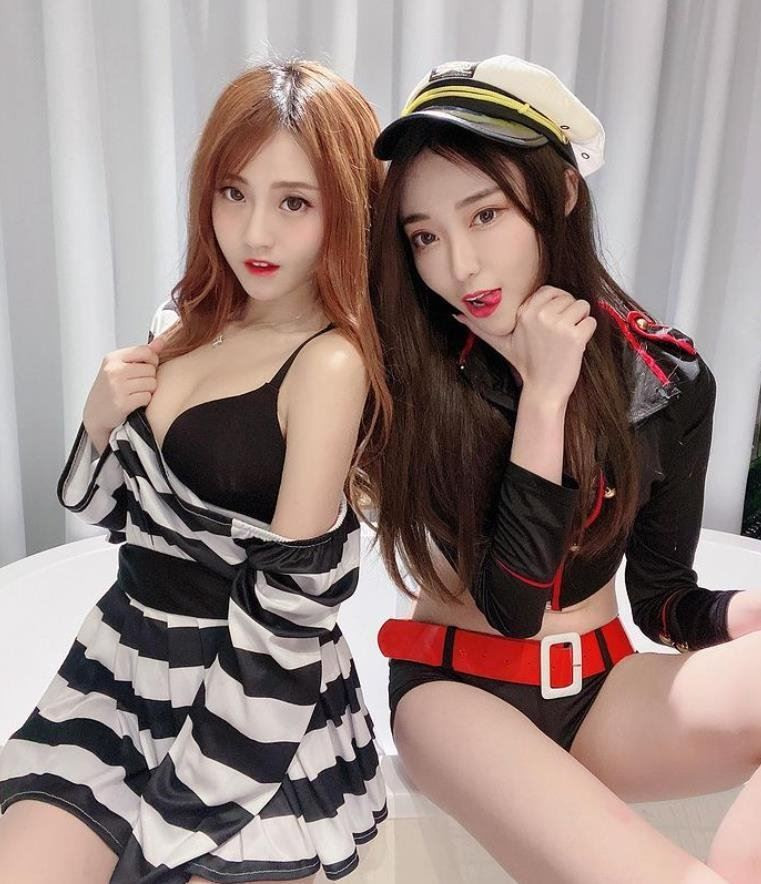 Double Girls Triple Fun Tina Gina is Female Escorts. | Adelaide | Australia | Australia | scarletamour.com 