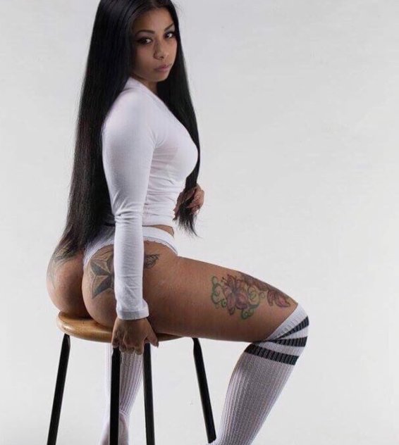  is Female Escorts. | Santa Cruz | California | United States | scarletamour.com 