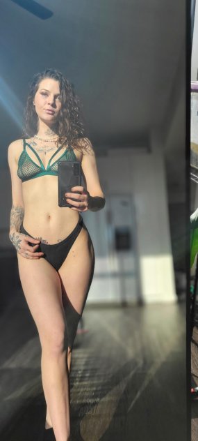  is Female Escorts. | Atlanta | Georgia | United States | scarletamour.com 