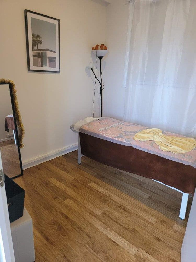 Pure life massage is Female Escorts. | Cairns | Australia | Australia | scarletamour.com 