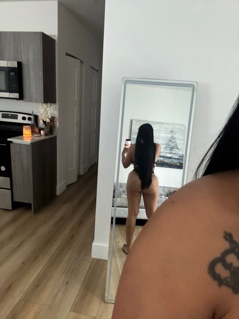  is Female Escorts. | Miami | Florida | United States | scarletamour.com 