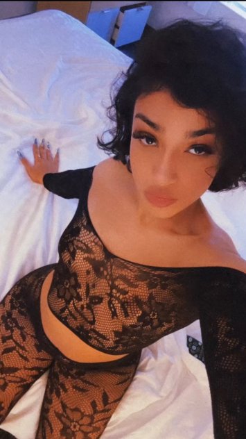  is Female Escorts. | Honolulu | Hawaii | United States | scarletamour.com 